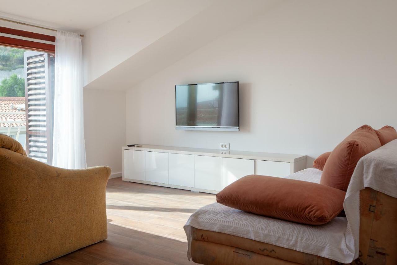 Apartmani Tina 포드고라 외부 사진