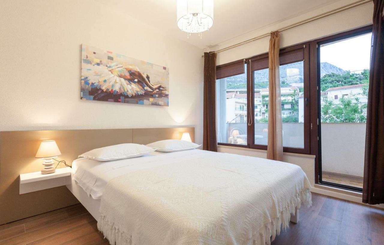 Apartmani Tina 포드고라 외부 사진